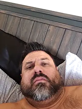 Roddog18 online show from September 2025 08:25:01 PM