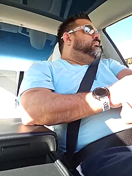 Roddog18 online show from January 2026 07:19:02 PM