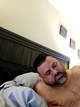 Roddog18 online show from April 2026 01:29:02 PM