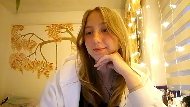 CarynFlaryn online show from October 2025 04:10:02 AM