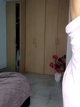 Zoe riivas online show from November 2025 10:14:01 AM