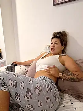 Zoe riivas online show from April 2026 11:23:01 AM