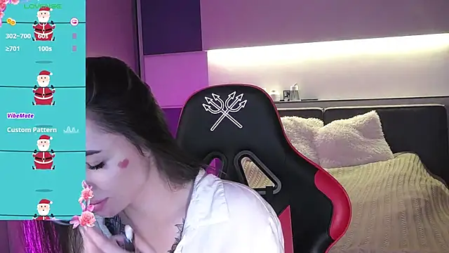 AlmaryKim online show from December 2024 07:34:02 PM