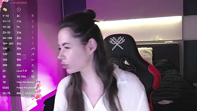 AlmaryKim online show from January 2025 07:21:02 PM