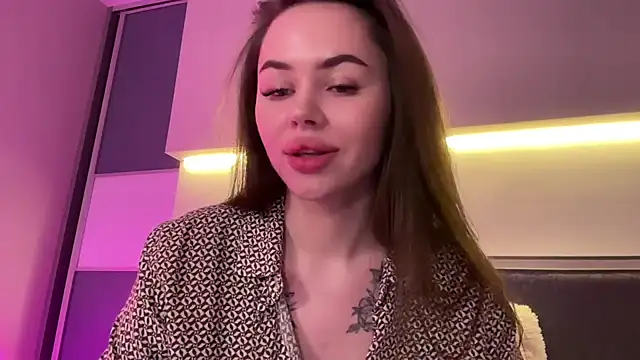 AlmaryKim online show from February 2025 09:58:01 PM