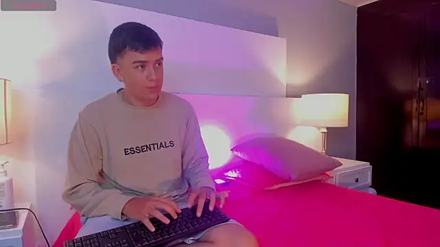 Dylan Katte online show from March 2026 12:06:01 AM