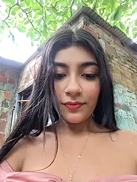 Snapshot of Sweed-virgin-pussy chatting on May 2026 05:53:01 PM Sweed-virgin-pussy online show from May 2026 05:53:01 PM