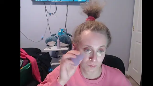 Snapshot of cinderellie chatting on October 2025 03:32:02 AM cinderellie online show from October 2025 03:32:02 AM