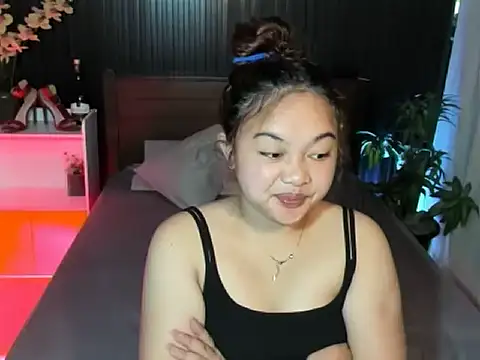 UrFavouriteCravings online show from October 2025 12:22:02 AM