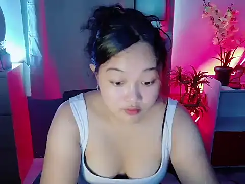 UrFavouriteCravings online show from April 2026 01:39:01 AM