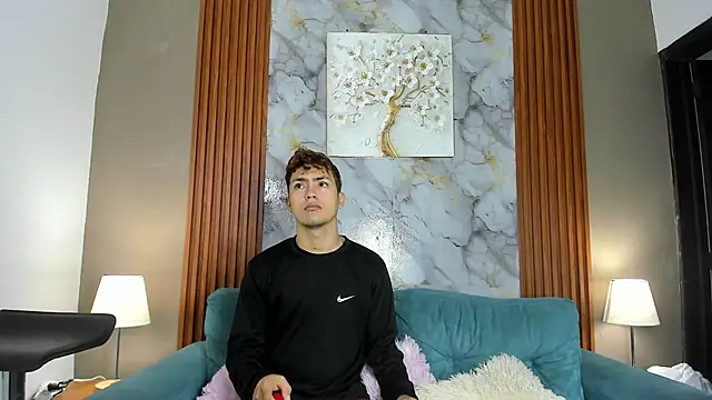 VERY HOT GUYS online show from March 2026 01:18:01 PM