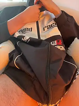 LiamMyst online show from October 2025 01:45:02 PM