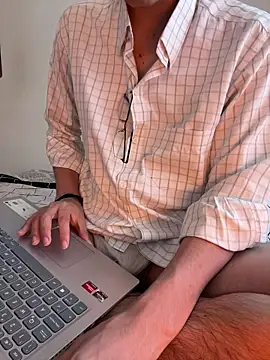 LiamMyst online show from November 2025 03:44:02 PM