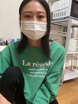 mia2 jp online show from November 2025 12:35:02 AM