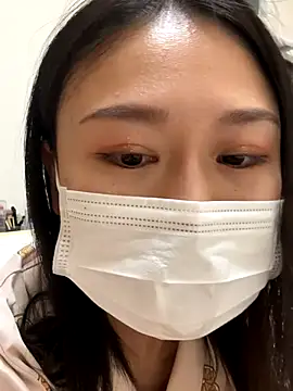 mia2 jp online show from November 2025 01:47:01 AM