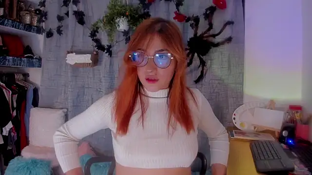 AmaruBloom online show from October 2025 05:59:01 AM