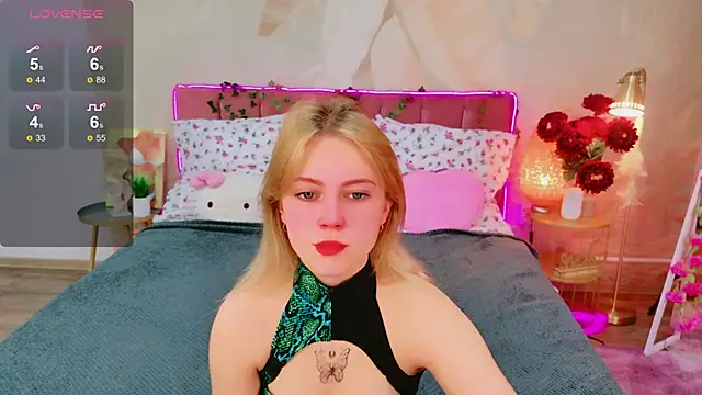 Stellahaart online show from October 2025 05:43:02 AM