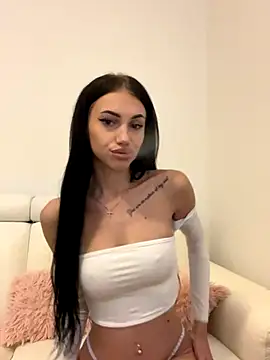 ilariea girl online show from October 2025 10:21:01 PM