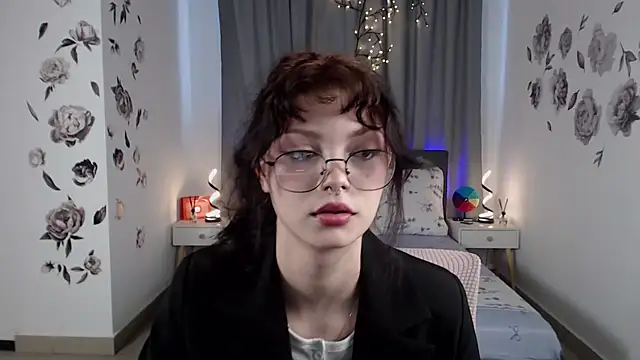 MileyRood online show from October 2025 11:22:02 PM