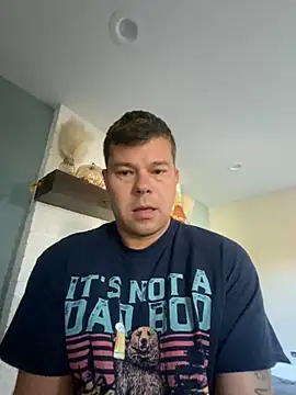 Snapshot of daddyshark83 chatting on October 2025 03:24:02 PM daddyshark83 online show from October 2025 03:24:02 PM