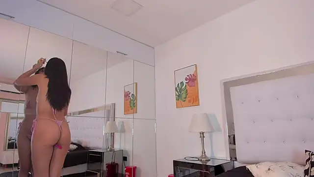 Snapshot of Peyton_louise chatting on October 2025 11:07:01 AM Peyton louise online show from October 2025 11:07:01 AM