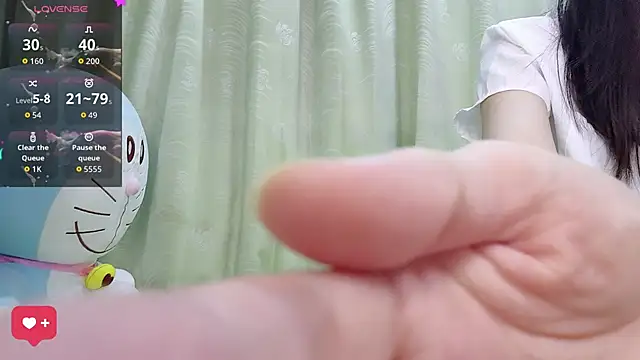 kindbee online show from October 2025 09:37:01 AM