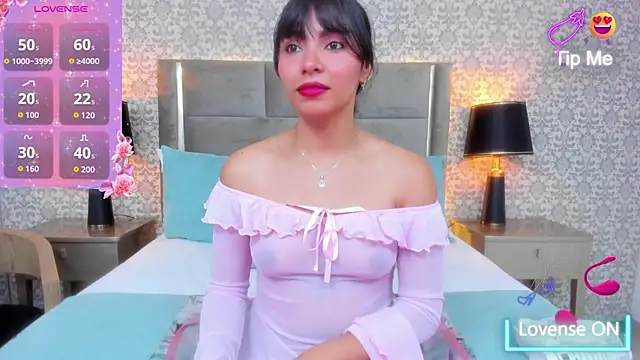 KoralBlum online show from November 2025 01:59:01 AM