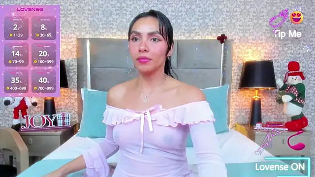 KoralBlum online show from December 2025 12:40:01 AM