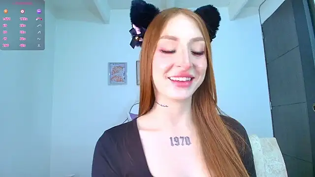 Snapshot of Bennuluspeach_ chatting on November 2025 02:17:01 PM Bennuluspeach online show from November 2025 02:17:01 PM