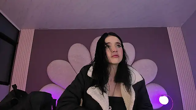 MeganR  online show from February 2026 11:09:02 AM