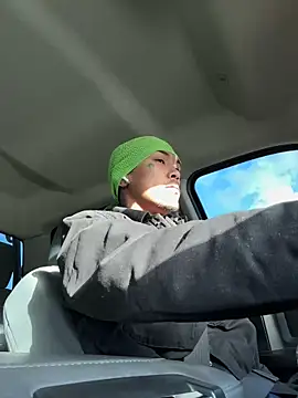 Loadedeggs online show from October 2025 03:02:02 PM