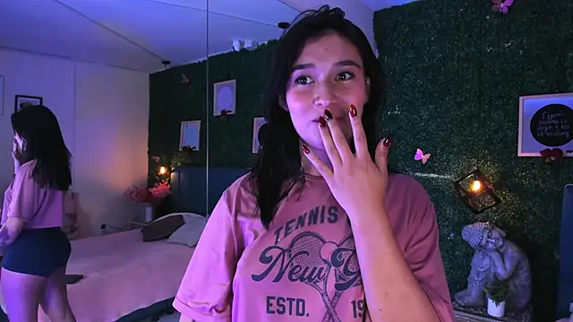 Rubyvixxen  online show from October 2025 03:43:02 AM