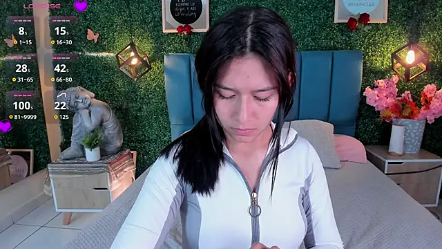 Rubyvixxen  online show from December 2025 03:34:01 AM