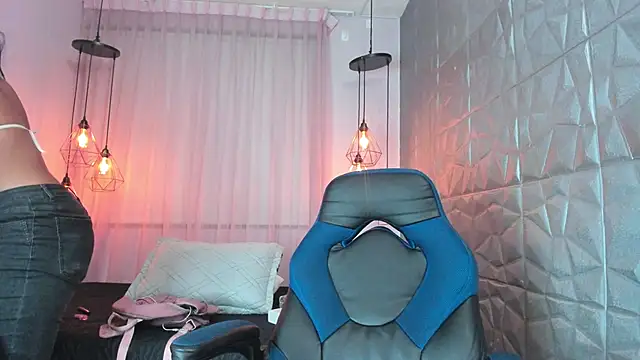 MADDY MAGIC online show from November 2025 07:47:01 PM