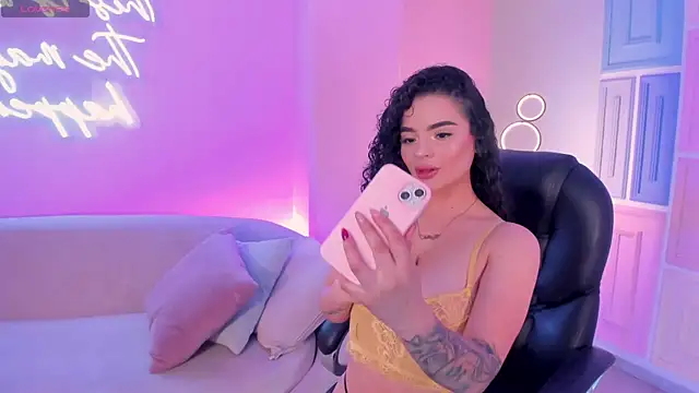 Snapshot of KylieJenkins chatting on February 2026 10:53:02 AM KylieJenkins online show from February 2026 10:53:02 AM