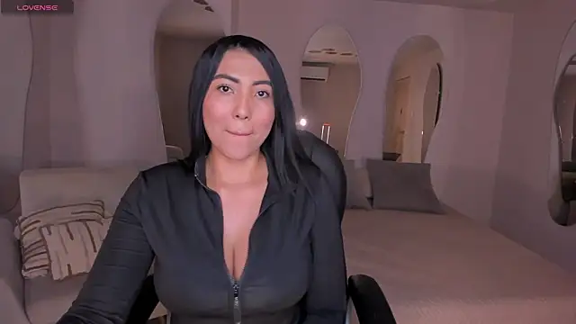 NatalieLewis online show from June 2026 12:11:01 PM