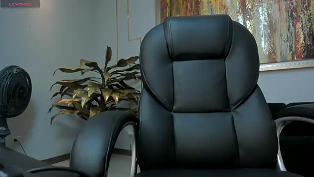 EmilyJohnsonX1 online show from November 2025 03:48:01 AM