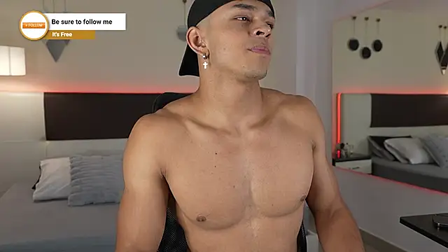 DanteeStone online show from October 2025 08:48:01 PM