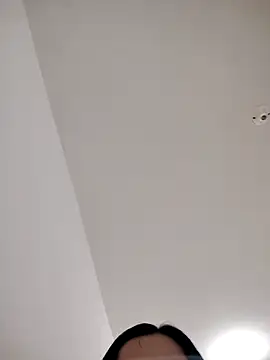 Snapshot of LindaSalo33 chatting on October 2025 02:45:01 AM LindaSalo33 online show from October 2025 02:45:01 AM