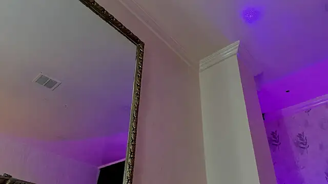 alana madison10 online show from October 2025 07:58:02 PM