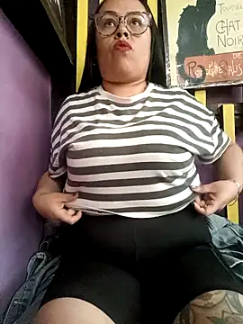 Italia 12 online show from October 2025 09:39:01 PM