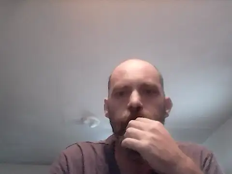 crazyheratic8 online show from November 2025 01:20:01 PM