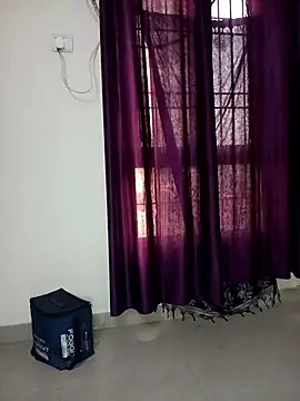 Snapshot of Kitty_18teen chatting on November 2025 10:15:02 AM Kitty 18teen online show from November 2025 10:15:02 AM