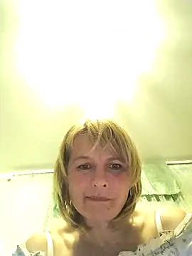 Masha412111 online show from October 2025 07:44:02 PM