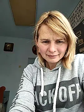 Masha412111 online show from November 2025 08:25:01 AM