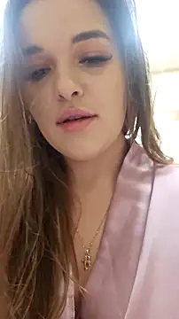 Snapshot of EmilyWhispers chatting on February 2026 07:40:01 PM EmilyWhispers online show from February 2026 07:40:01 PM