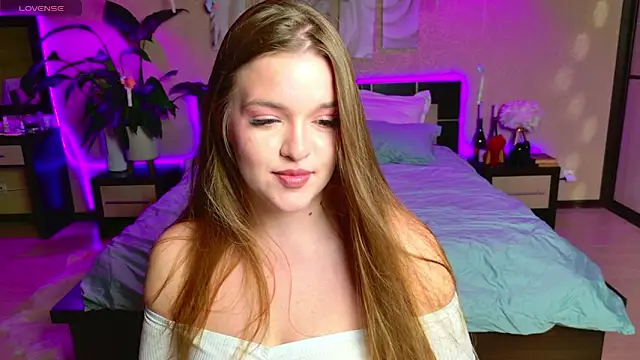 Snapshot of EmilyWhispers chatting on June 2026 09:07:02 PM EmilyWhispers online show from June 2026 09:07:02 PM