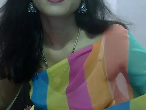 Laila Cute online show from May 2026 03:50:01 PM