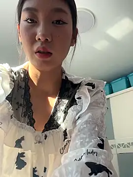 Snapshot of chibaoao66 chatting on October 2025 05:18:02 AM chibaoao66 online show from October 2025 05:18:02 AM