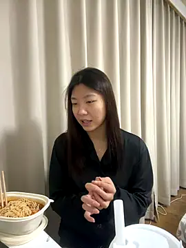 Snapshot of chibaoao66 chatting on November 2025 06:33:01 AM chibaoao66 online show from November 2025 06:33:01 AM